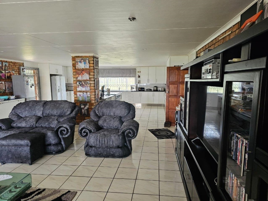 3 Bedroom Property for Sale in Oranjeville Free State